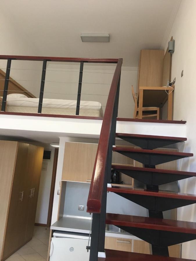 Private Apartments In Emerald 라브다 외부 사진