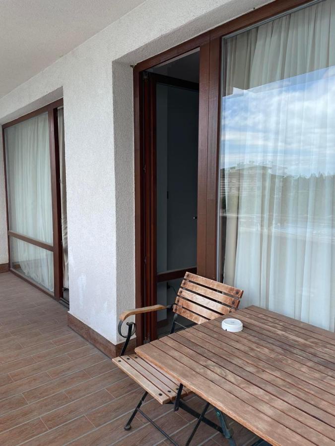 Private Apartments In Emerald 라브다 외부 사진